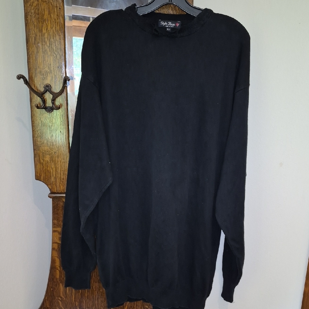 Womens Long Sleeved Sweater